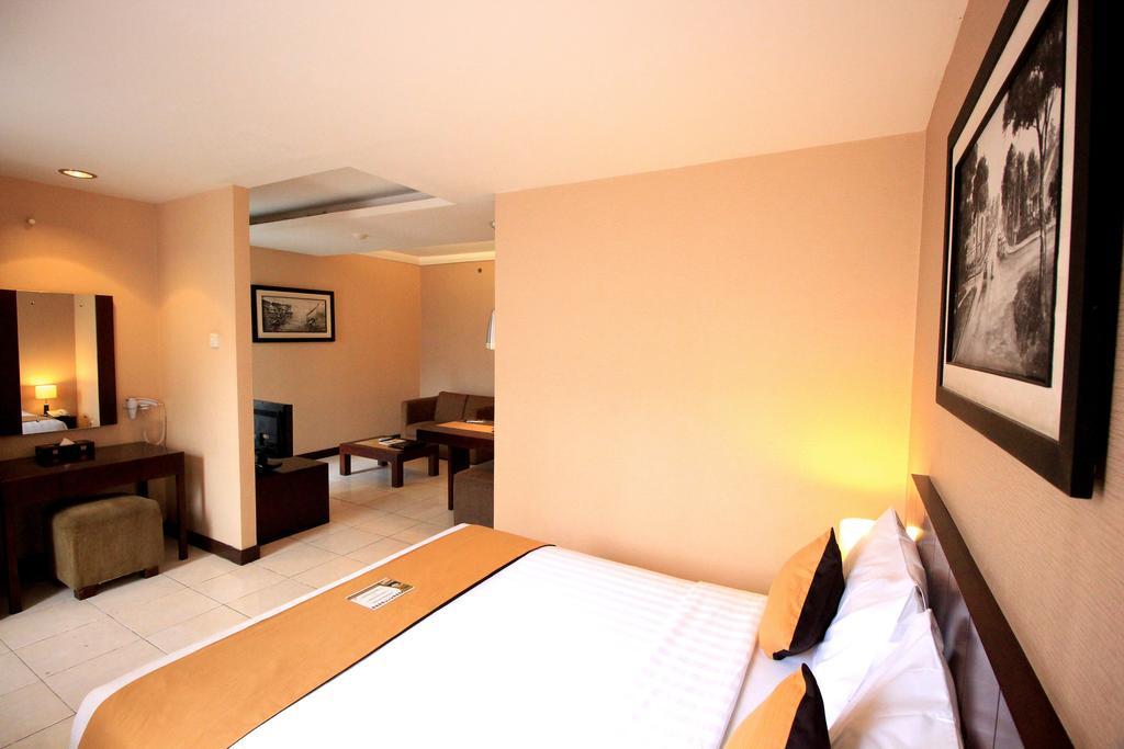 The Majesty Hotel Bandung Exterior foto